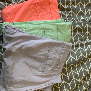 3 pairs of gently worn gap pastel capris Size 4